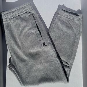 Calvin Klein Mens Gray Jogger Pants Size Medium New Condition